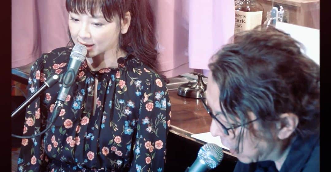 宍戸留美さんのインスタグラム写真 - (宍戸留美Instagram)「#music #上田ケンジ #宍戸留美 #ルミネッセンス #french #brasil #punk #talk #YouTube #17live #生配信 #無観客」10月13日 5時16分 - rumishishido