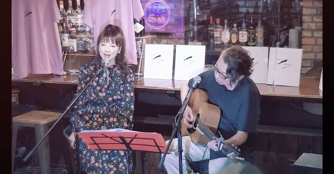 宍戸留美のインスタグラム：「#music #上田ケンジ #宍戸留美 #ルミネッセンス #french #brasil #punk #talk #YouTube #17live #生配信 #無観客」