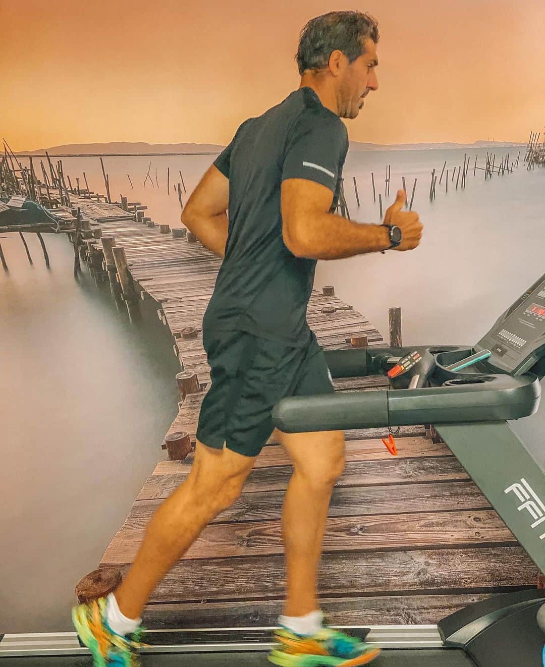 ゴルカ・イライソス・モレノのインスタグラム：「Start again... 🥵 #estosemehacemuyduro #empezardenuevo #run #correr」