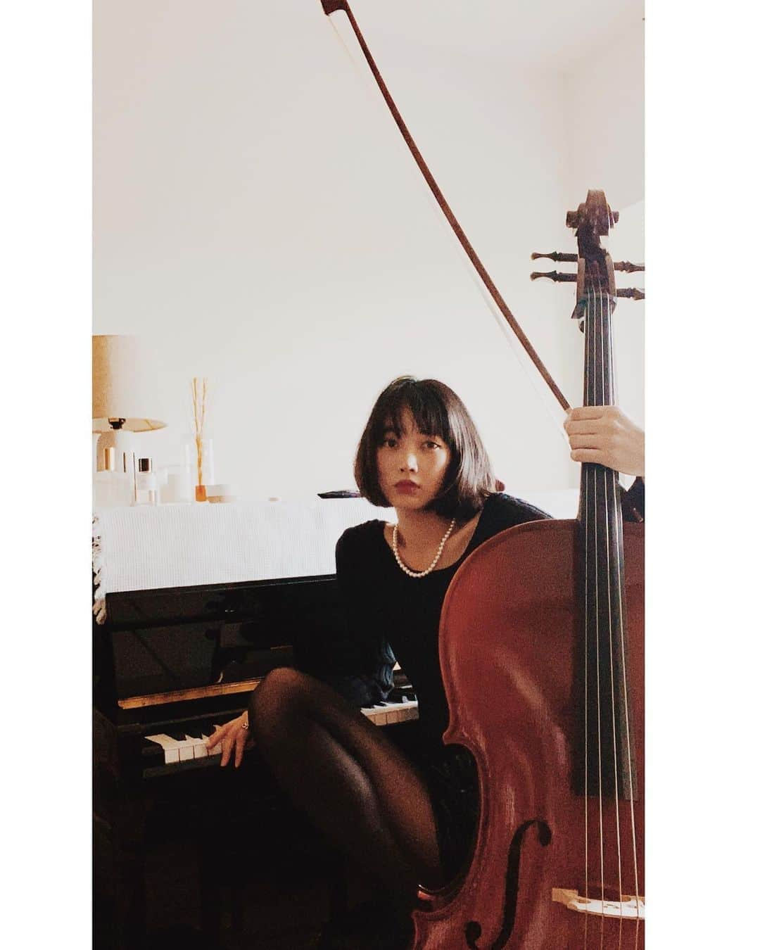 林田岬優さんのインスタグラム写真 - (林田岬優Instagram)「my cello ❤︎ piano どちらも大好きな音色😊 #cello#piano#チェロ#ピアノ」10月13日 6時26分 - miyu_hayashida