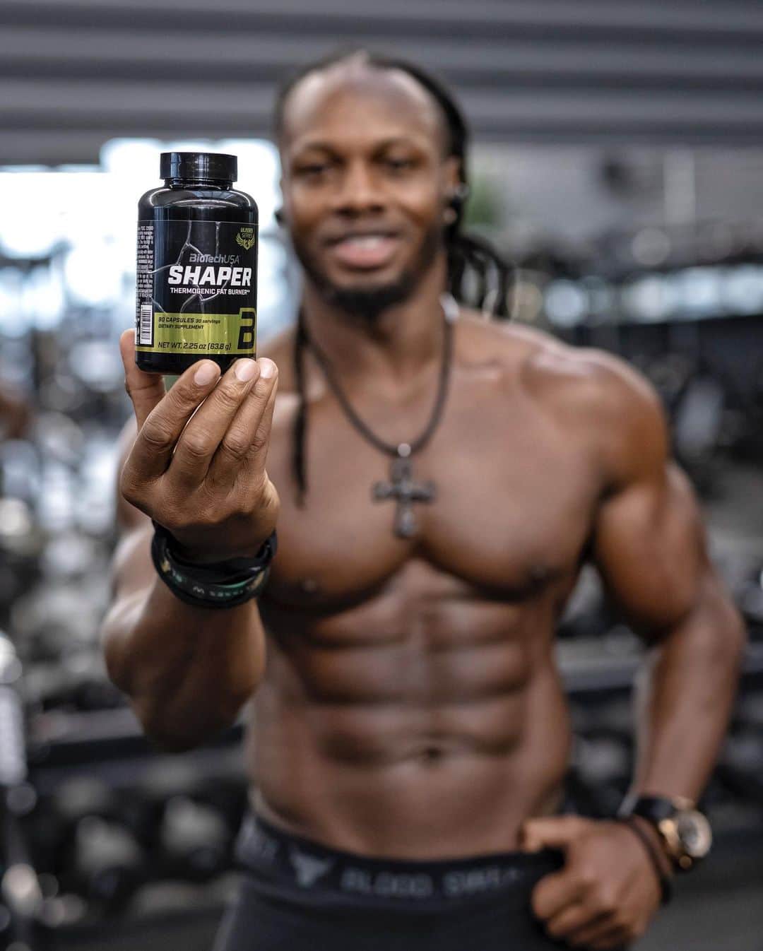 Ulissesworldさんのインスタグラム写真 - (UlissesworldInstagram)「Great Shoulder Session today 💪🏾 Good Program design also with SHAPER by @ulissesseries Keeps me lean and ready to attack my workouts 🏋️‍♂️ @biotechusa  _ Get SHAPER and my complete supplement stack at WWW.UAPPARELWORLD.COM @uapparelworld 👆LINK IN MY BIO👆」10月13日 6時36分 - ulissesworld