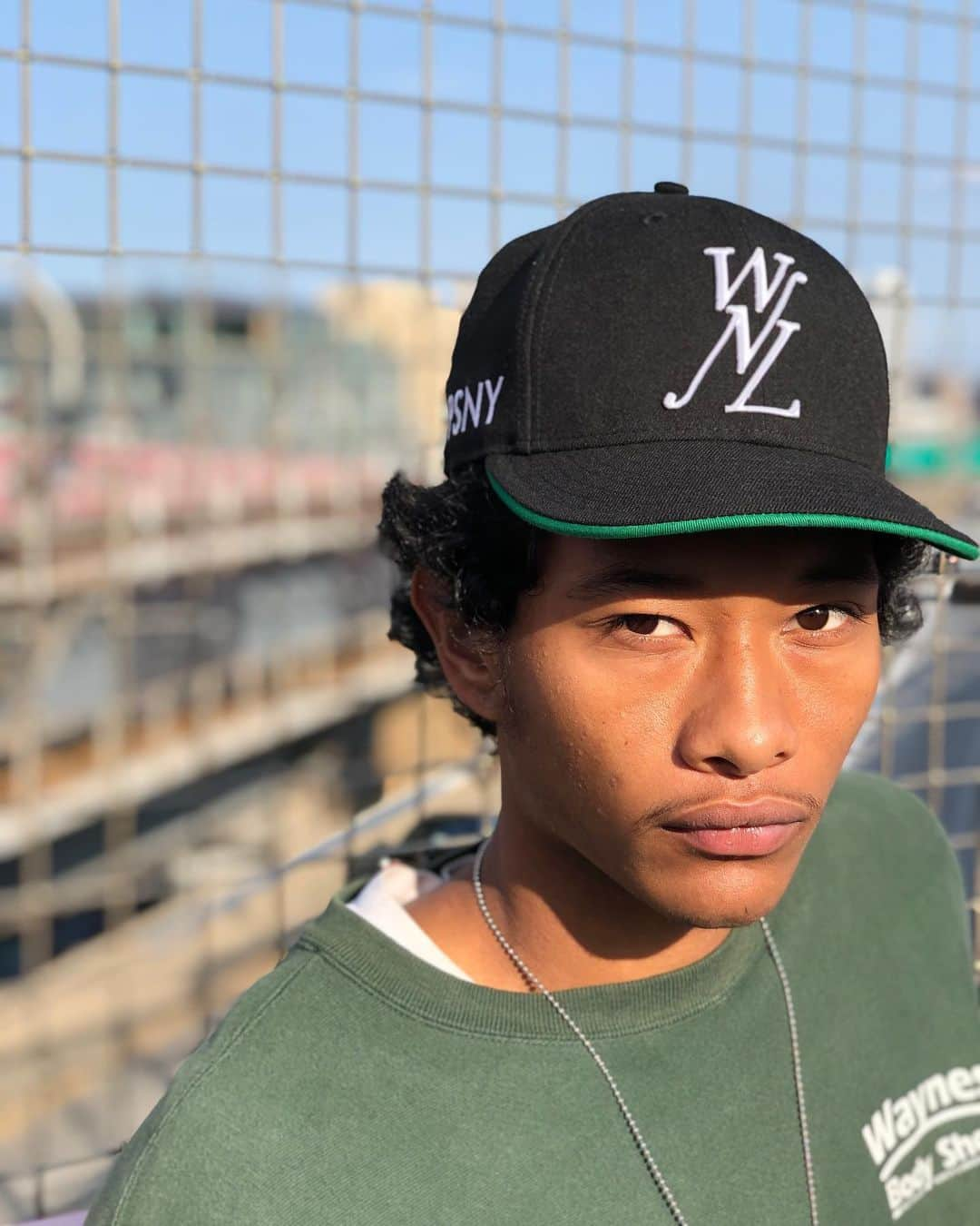 パブリックスクールのインスタグラム：「When Nobody’s Looking.  Our first ever WNL fitted on the @neweracap 59FIFTY Low Profile with flip visor detail in MLB green and PSNY direct embroidery. Drops 10am this Wednesday exclusively on publicschoolnyc.com」