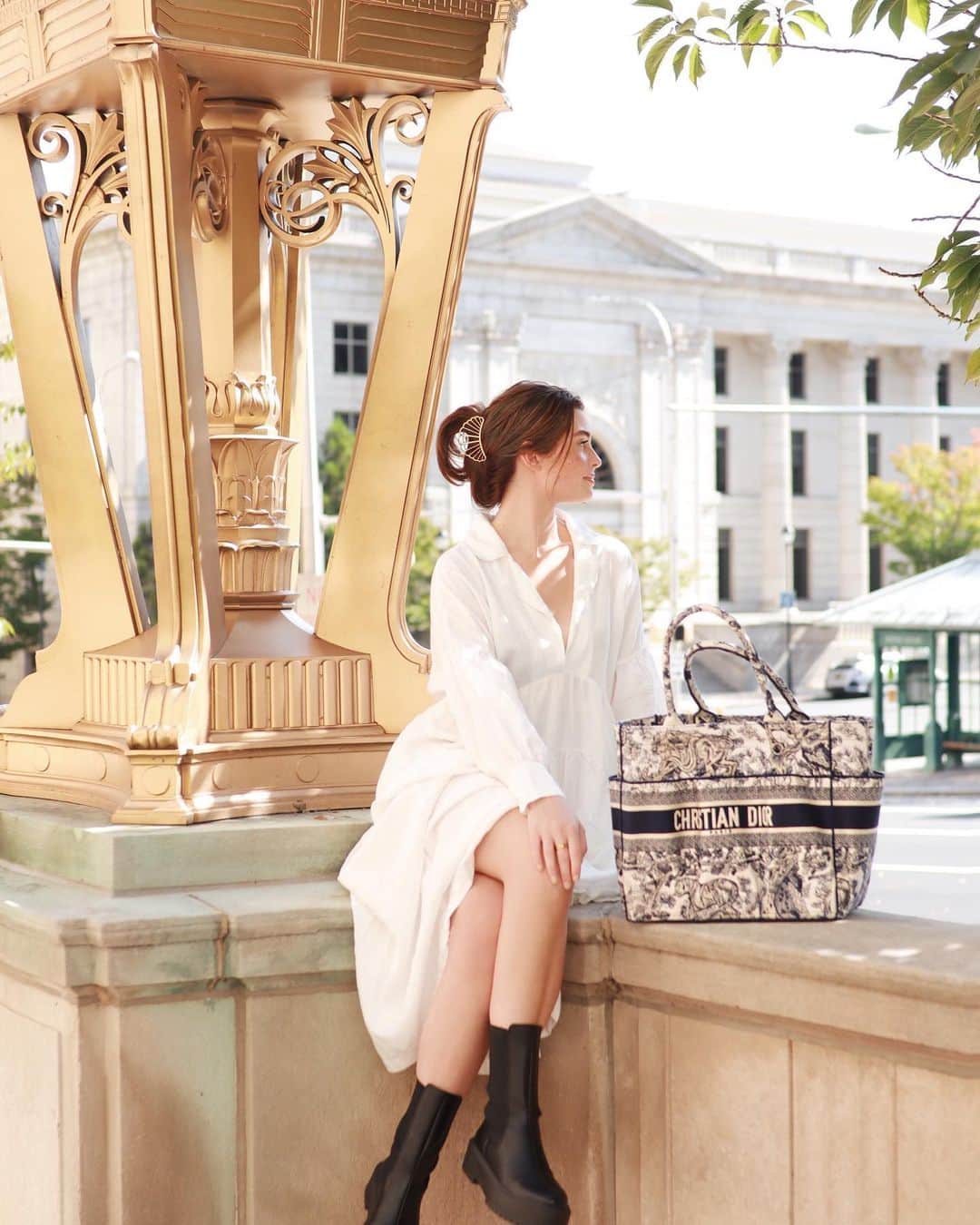 Kelsey Simoneのインスタグラム：「My ”uptown girl” look #revolveme」