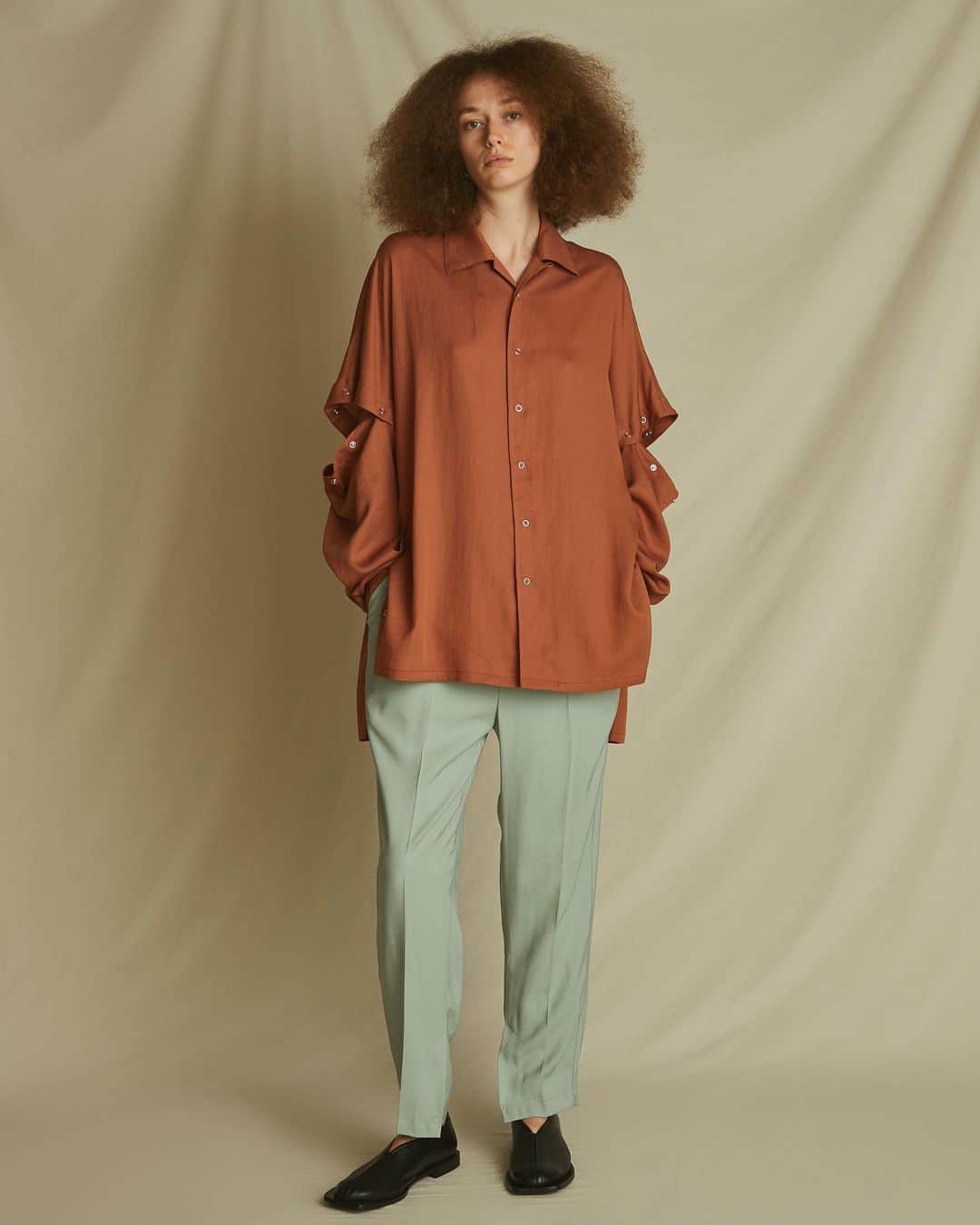 ウィザードのインスタグラム：「2021 SPRING SUMMER COLLECTION “SCREAMING LIFE"  OFFICIAL WEB STORE  https://wizzard.stores.jp/  ドキュメンタリー映画 Kurt Cobain Montage Of Heck から着想を得たコレクション。  #wizzard_fac  #wizzard  #fashion  #tokyofashion  #streetfashion  #fashionphoto #designersbrand  #domesticbrand  #mensfashion #メンズファッション #ファッションブランド #ウィザード」