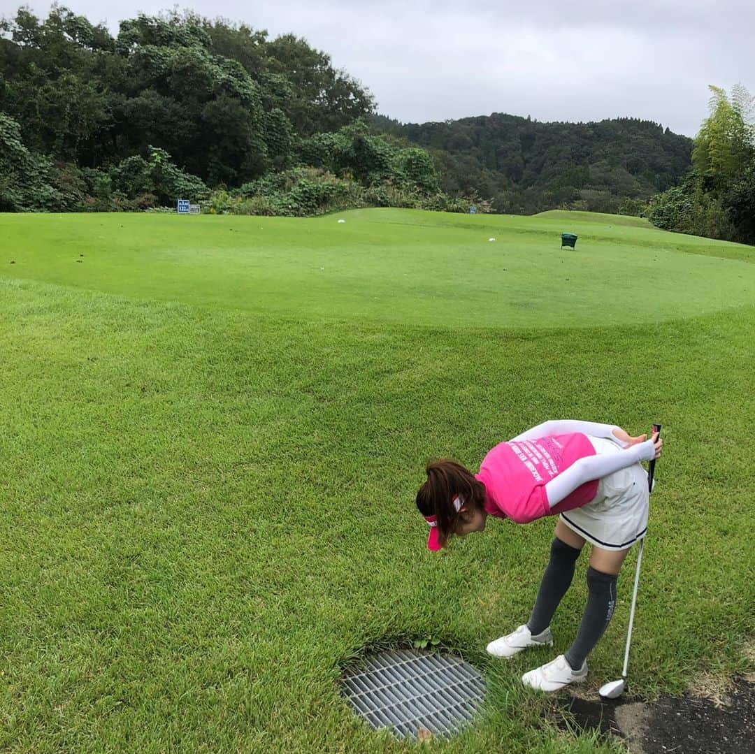 安藤あいかのインスタグラム：「あかねちゃんお誕生日おめでとー❤️8月生まれだけど🌺  #組長杯 #golf #お誕生日」