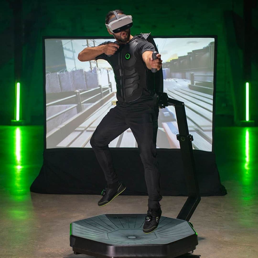 HYPEBEASTさんのインスタグラム写真 - (HYPEBEASTInstagram)「@hypebeastgaming: VR tech startup @virtuixomni has unveiled a 360-degree treadmill called “Omni One.” Its octagonal base and frictionless surface lets you run in any direction, while its vertical arm holds you in place and let’s your feet move against the treadmill, making for a more seamless experience than its previous-gen counterpart. Watch it in action via the link in our bio and expect it to launch with 30 games in Q2 of 2021 for $1,995 USD.⁠ Photo: Virtuix」10月13日 11時01分 - hypebeast