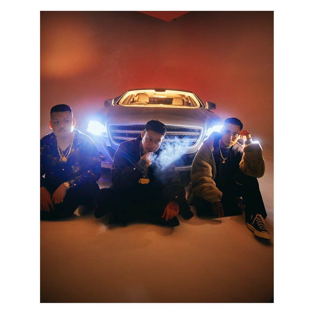 のインスタグラム：「THE NEW ORDER Magazine /23 @thenewordermagazine 2020AW F-LAGSTUF-F @f_lagstuf_f  ‪MODEL 舐達麻‬ @badbadsai @delta9kid @agh.nmd.thc @aphroditegangstudio  Styling_Masataka Hattori @masataka_hattori  Photo_Kento Mori @kentomori.insta Hair_Taro Yoshida @taro6078 #2020AW  #flagstuff  #舐達麻」