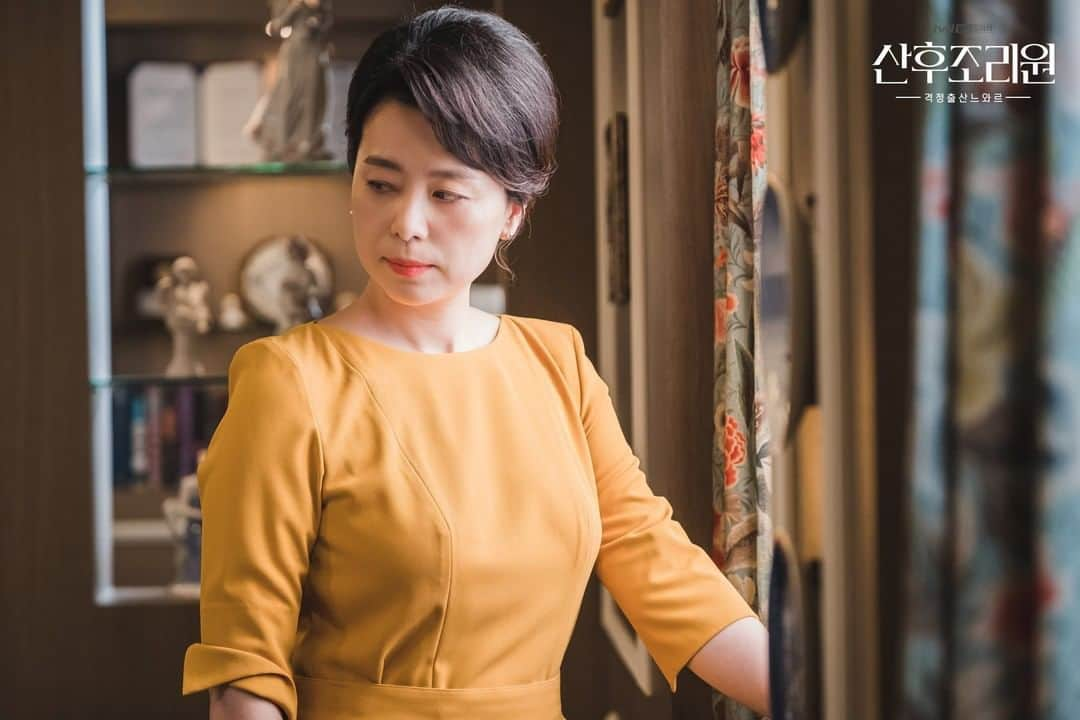 tvN DRAMA【韓国】さんのインスタグラム写真 - (tvN DRAMA【韓国】Instagram)「15년차의 산후조리원 원장 장혜진의 단짠 반전 온도 차!  <산후조리원> 11월 2일 [월] 밤 9시 tvN 오픈👶  #tvN #새월화드라마 #산후조리원 #엄지원 #박하선 #장혜진 #윤박 #최리」10月13日 11時16分 - tvn_drama