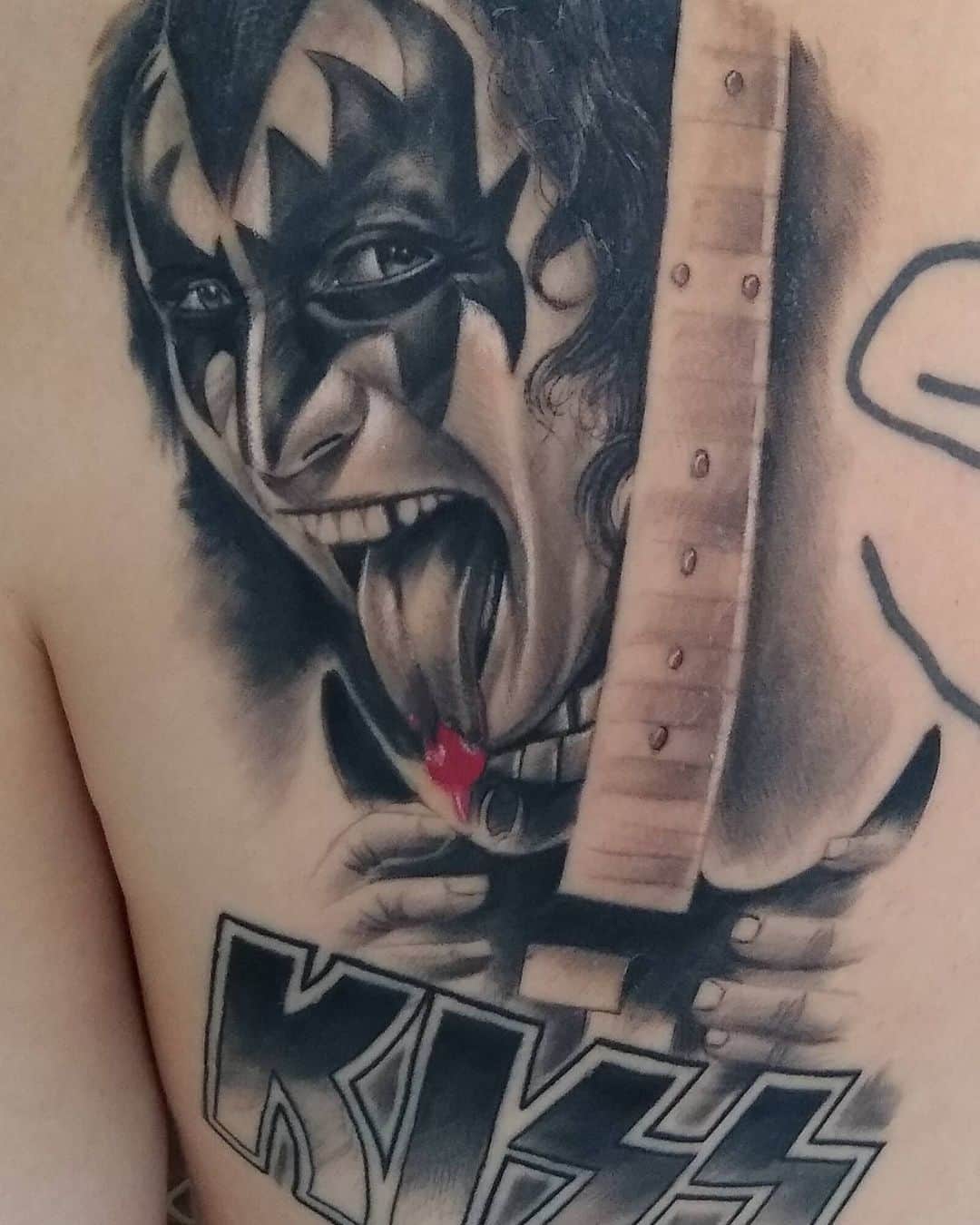 KISSさんのインスタグラム写真 - (KISSInstagram)「#KISSTattoo! Check out Randy M.'s @genesimmons Demon tattoo. Awesome!」10月13日 11時48分 - kissonline