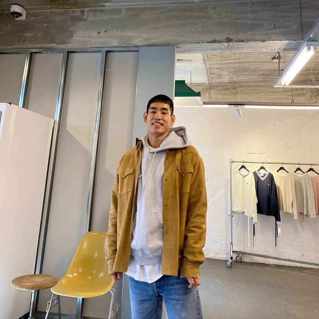 イナチ のインスタグラム：「. 닭볶음탕  묵어야지 손가락 어색✌️」