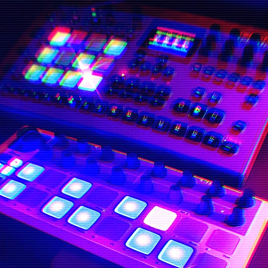 KanaKatanaさんのインスタグラム写真 - (KanaKatanaInstagram)「the future retro cyber neon tokyo. But not akihabara or shinjuku. You know what I mean 👽 . . . . . . . #neon #purplegang #goodvibes #create #mood #cavelife #analogrytm #elektron #music #spacetravel #anotherspace #producer #dj #musicproduction#lifestyle #retroaesthetic #synesthesia #instagood #instadaily #mondaymood #newgen #love #photooftheday #house #techno #electro #minimal #disco #音楽#エレクトロン」10月13日 12時22分 - kanahishiya