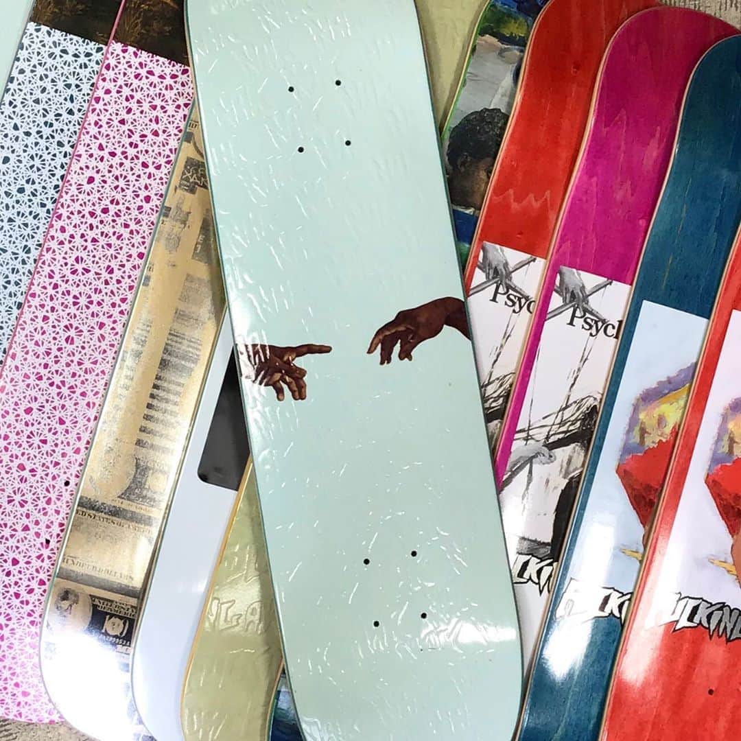 スケートボードのカリフォルニアストリートのインスタグラム