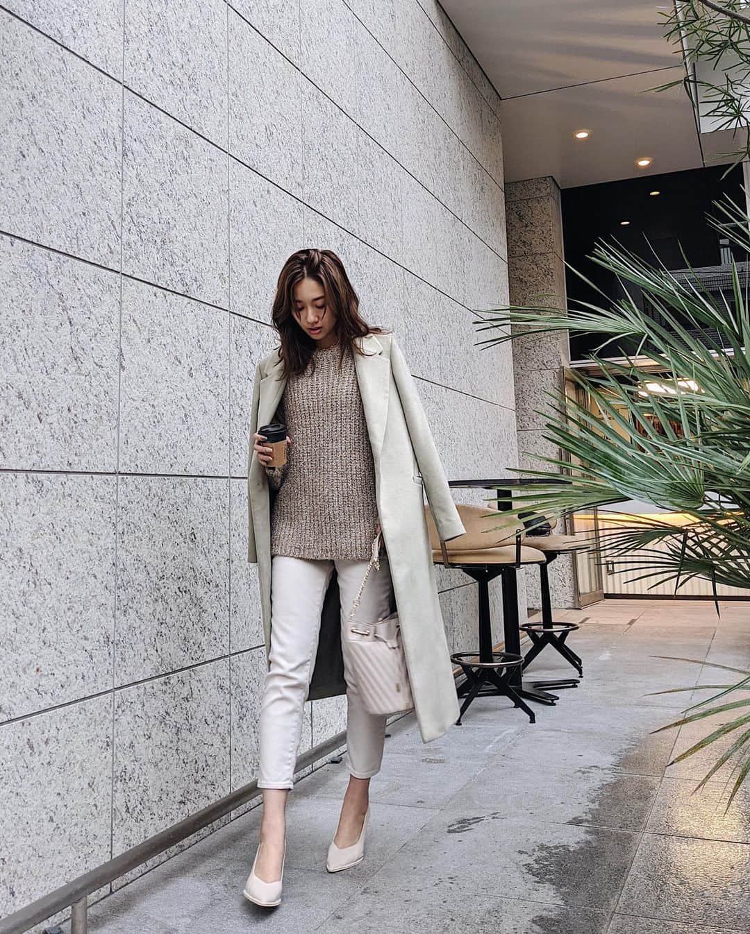 のインスタグラム：「今日は15時から @rienda_official のアカウントから 冬物の先行アイテムご紹介するよ💓 ㅤㅤㅤㅤㅤㅤㅤㅤㅤㅤㅤㅤㅤ ㅤㅤㅤㅤㅤㅤㅤㅤㅤㅤㅤㅤㅤ アウター今年も可愛いもの沢山あって そろそろ目星つけないとだ😳 ㅤㅤㅤㅤㅤㅤㅤㅤㅤㅤㅤㅤㅤ ㅤㅤㅤㅤㅤㅤㅤㅤㅤㅤㅤㅤㅤ コメントお待ちしてます❤️ ㅤㅤㅤㅤㅤㅤㅤㅤㅤㅤㅤㅤㅤ ㅤㅤㅤㅤㅤㅤㅤㅤㅤㅤㅤㅤㅤ #rienda #fashion #ootd」
