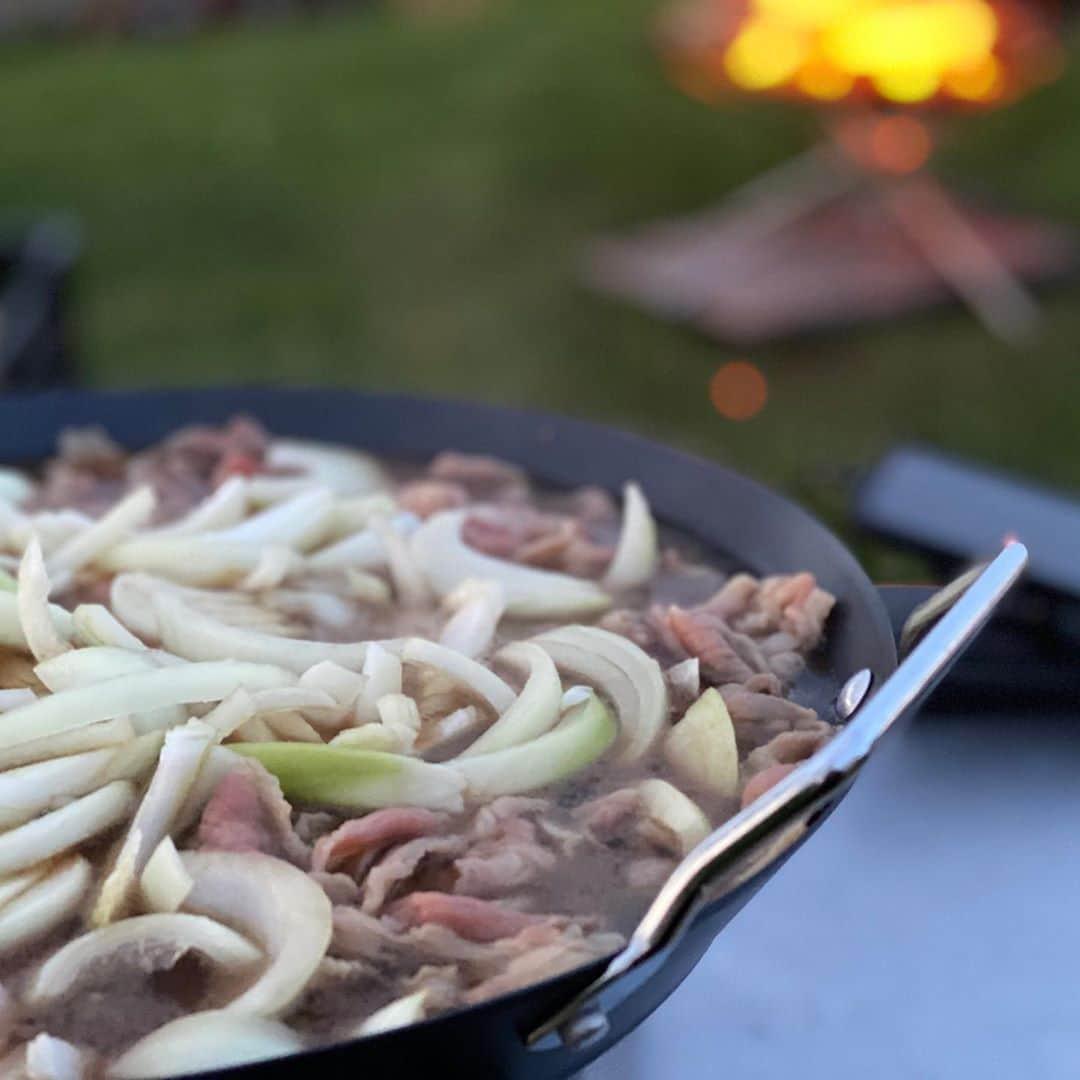 stgram69さんのインスタグラム写真 - (stgram69Instagram)「2020 キャンプ飯🏕  北海道のキャンプも寒さ全開！！！ そろそろシーズンオフかな🧐  本州に住んでる方は今がキャンプシーズンですね❤️  ってなんとなーく久々に投稿してみました🤣」10月13日 19時54分 - stgram69