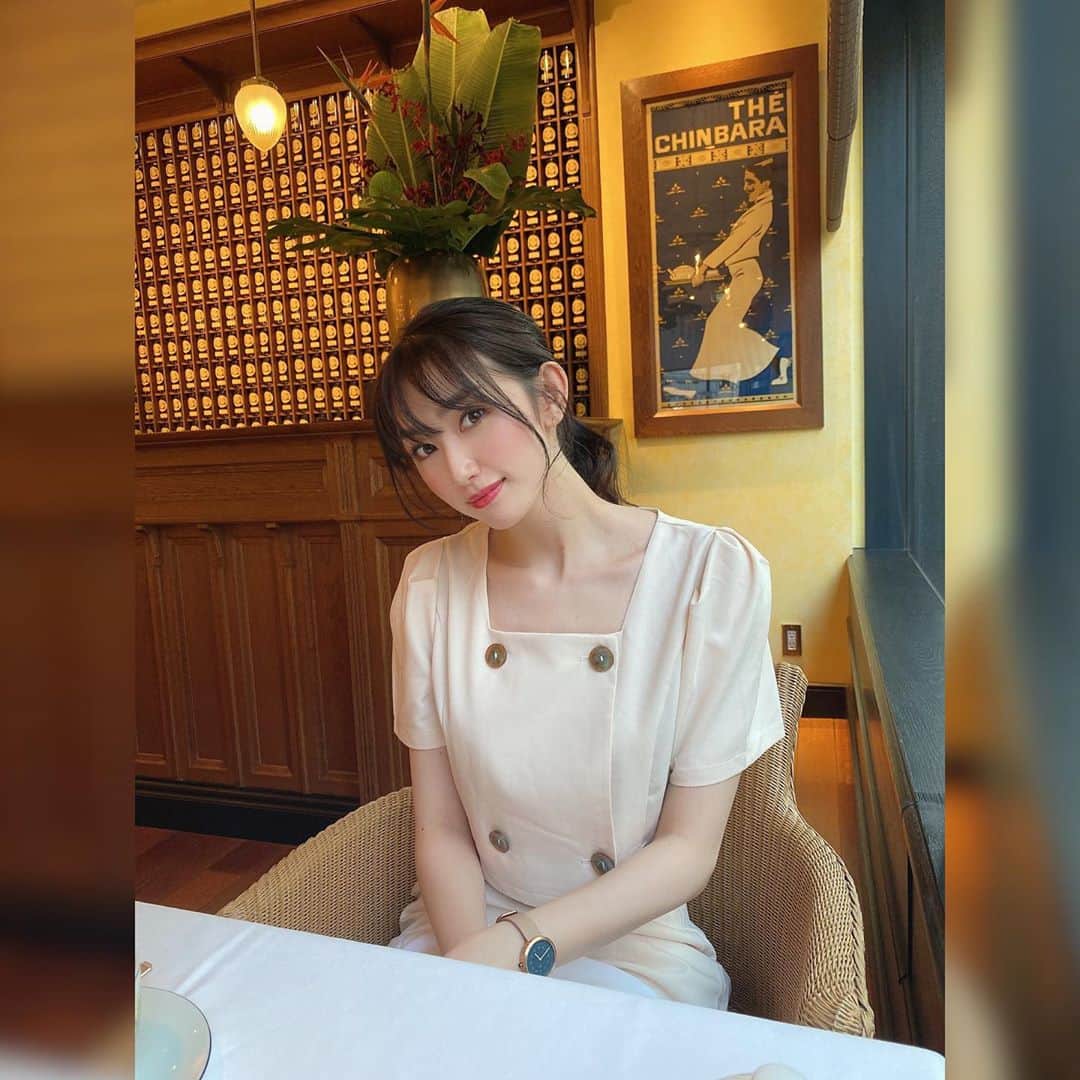 黒田瑞貴のインスタグラム：「カフェ☕️❤️ ここの紅茶が大好き！  ランチもして買い物も いい休日☺️  #ootd #ootdfashion #instagood #japanesegirl #cafe #銀座　#ginza  #カフェ」
