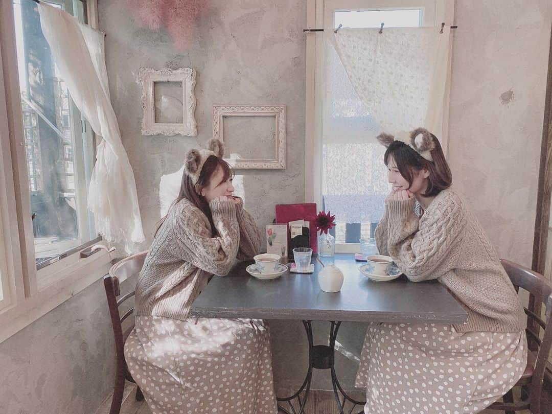 熊乃あいさんのインスタグラム写真 - (熊乃あいInstagram)「子鹿カチューシャで カフェデート🍰☕️♡  ．  #子鹿カチューシャ#奈良カフェ #奈良グルメ #淡色女子  #淡色コーデ #淡色カフェ #奈良 #アンティーク#アルカイック森の工房 #けものん」10月13日 14時59分 - kemonon.nara