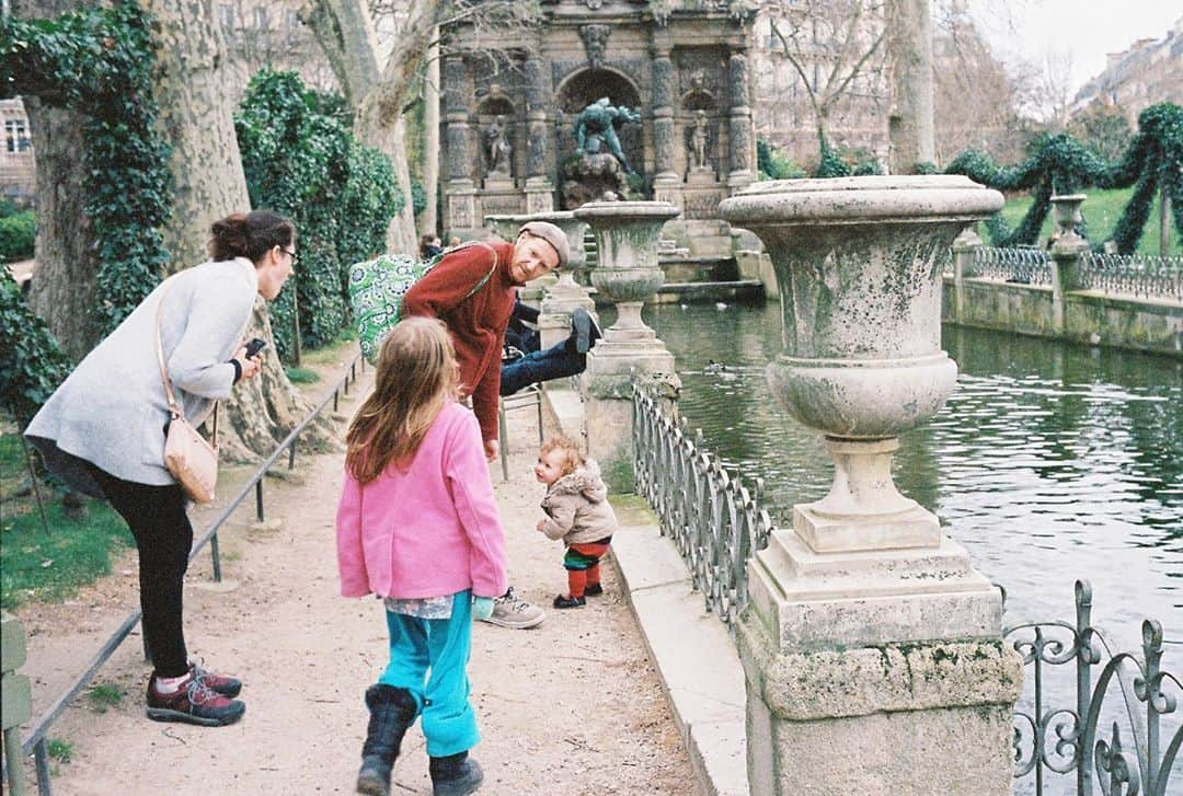 イェソンさんのインスタグラム写真 - (イェソンInstagram)「I like walking, I like children. Waiting for the day to leave again.」10月13日 16時03分 - yesung1106