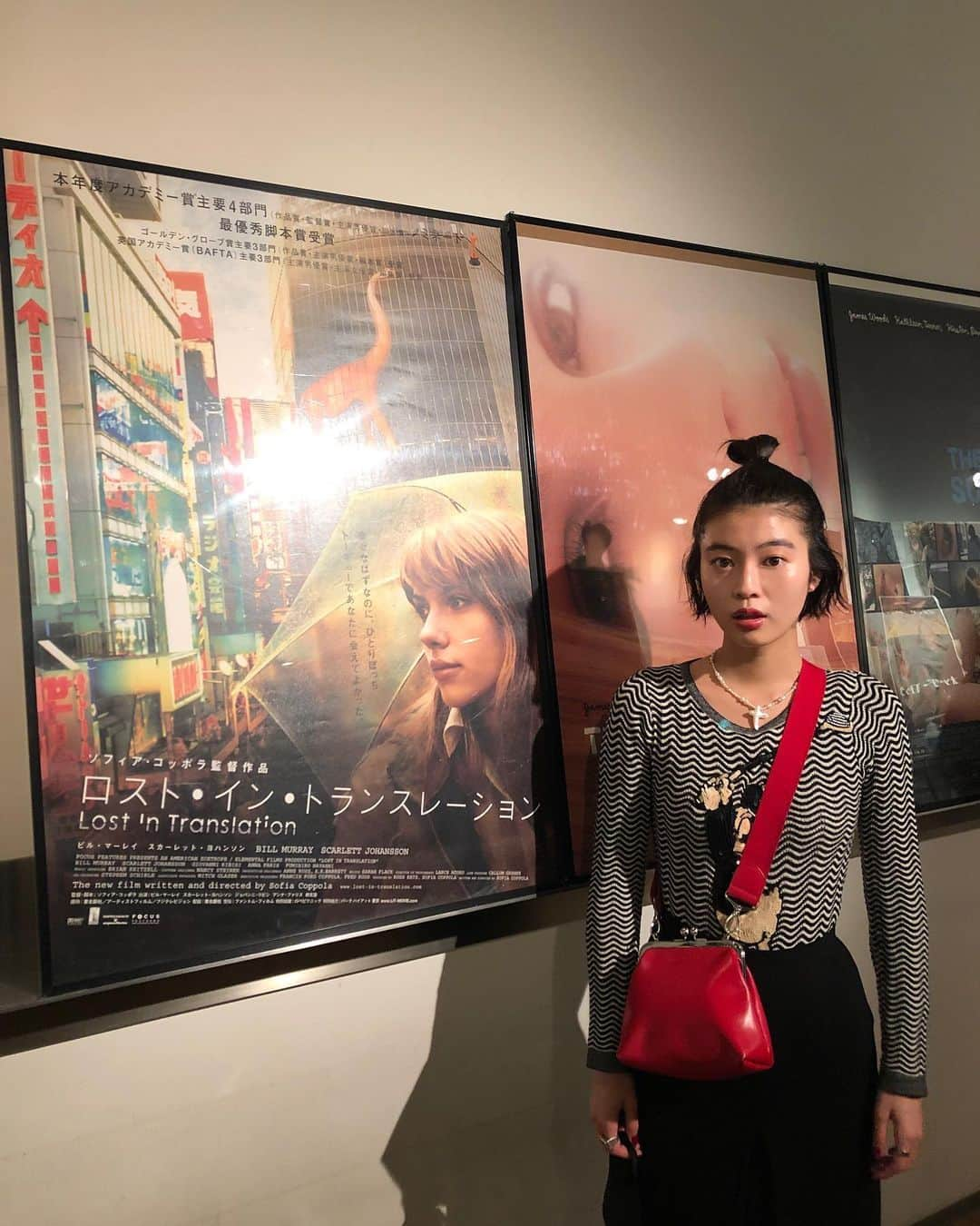 高橋春織さんのインスタグラム写真 - (高橋春織Instagram)「🥰﻿ ﻿ ﻿ Lost in Translationと、﻿ Virgin Suicideの2本立て観てきました🎥﻿ ﻿ 最高でした。﻿ ﻿ ソフィアコッポラ監督が映す新宿が﻿ ほんとに好きです。﻿ 映像がほんとに美しい。今でも全然色褪せてなくて、定期的に観たくなります🏙  ﻿ 最近は、映画館で観たい！と思う作品が沢山あって嬉しいですな〜﻿  #ハオリテキスタイル」10月13日 15時59分 - haoringo_official