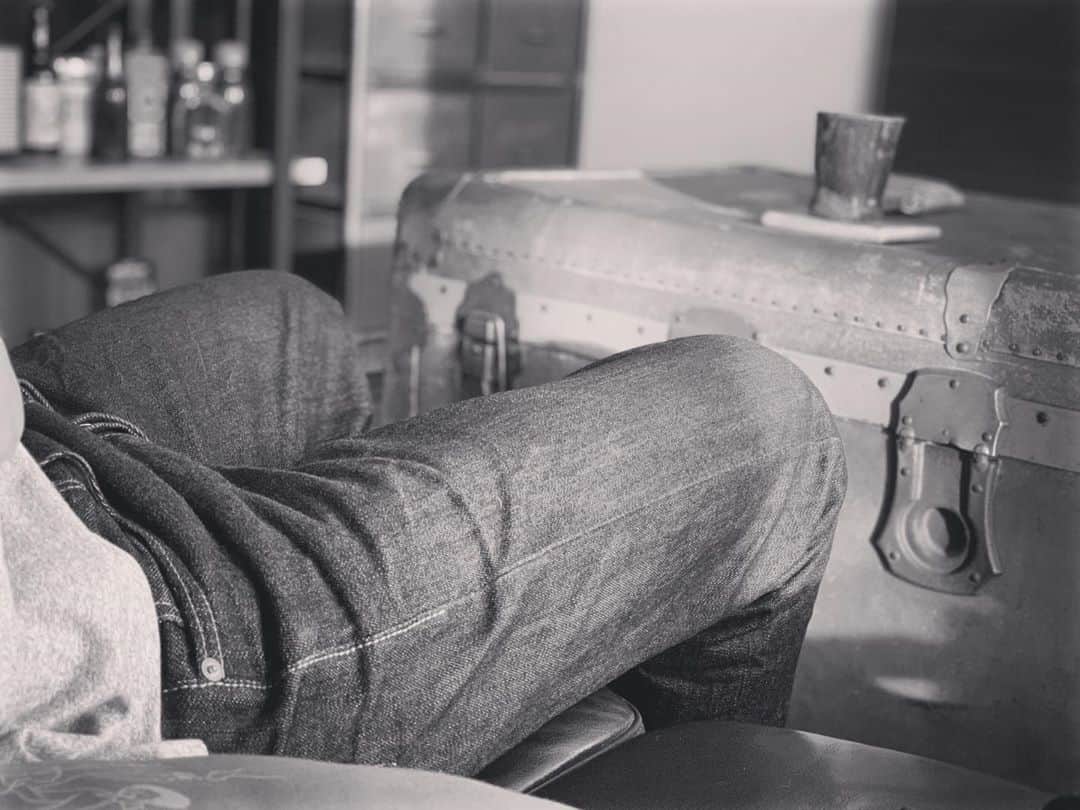 神谷優太さんのインスタグラム写真 - (神谷優太Instagram)「.  祝100投稿目  ジーパンが育っていくのが楽しい。  #onepieceofrock #s409xxx  #sanfrancisco」10月13日 16時28分 - y.u.t.a.kmy