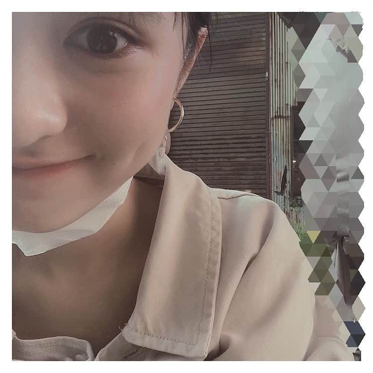 凛美さんのインスタグラム写真 - (凛美Instagram)「🤍🤍🤍﻿ ﻿ 最近オフショ続きだったので...﻿ お久しぶりの🥯 #rimicafeさんぽ 🥯﻿ ﻿ ﻿ ﻿ ﻿ ﻿ クレープ屋さんに行ったよ~！﻿ りみはシュガーバターを頼んだけど﻿ 具が入っていないから、﻿ 生地がすごく美味しくて﻿ もちもち好きにはたまりません😋﻿ ごはん系のガレットもあって﻿ 今度行った時は食べたいな〜♡﻿ ﻿ ﻿ ﻿ ﻿ #クレープ#ガレット#もちもち#甘め#もちもち好き#具なしクレープ#おしゃカフェ#カフェ#カフェ巡り﻿ #afternoontea#teatime」10月13日 16時32分 - rimi_kenon_official