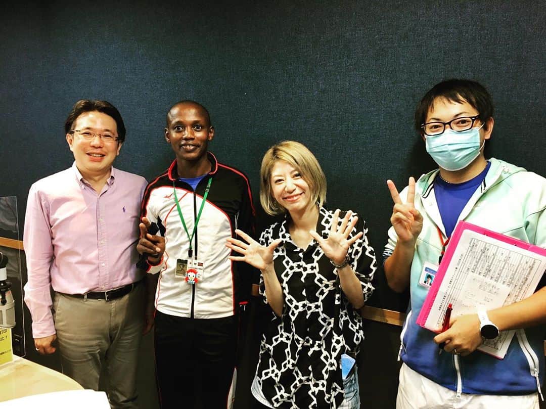 サトウヒロコのインスタグラム：「📻 本日はみぶナビ‼️ CRT栃木放送から壬生町の魅力を発信‼️ ゲストは地域おこし協力隊として 8月から壬生に来てくれたベンジャミンさんと、スポーツ振興課の山川さん‼️ ・ スポーツでマラソンで、壬生町が元気になってくれたら嬉しいね😆💕 微力ながら私もお手伝いさせて頂きます👍 ・ 2020/10/13火 15:45頃〜出演したよ‼️ BGMはもちろん『かんぴょうのうた』 ・ 📻#radiko で聴くにはこちらから‼️ 👉http://radiko.jp/share/?t=20201013130000&sid=CRT  篠田さんの熱い思いもあわせてお楽しみにっ✨  #CRT栃木放送 #栃木放送 #ラジオ #地域おこし協力隊 #ケニア #壬生町  #サトウヒロコ #スポーツ #スポーツ振興課 #マラソン #箱根駅伝 #ベンジャミン  #駅伝 #みぶナビ」