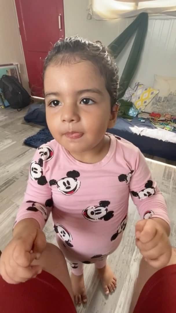 Gaurav Tanejaのインスタグラム：「Please papa, dheeme la looo... oooooH  . #flyingbeast #DheemeLaalo」