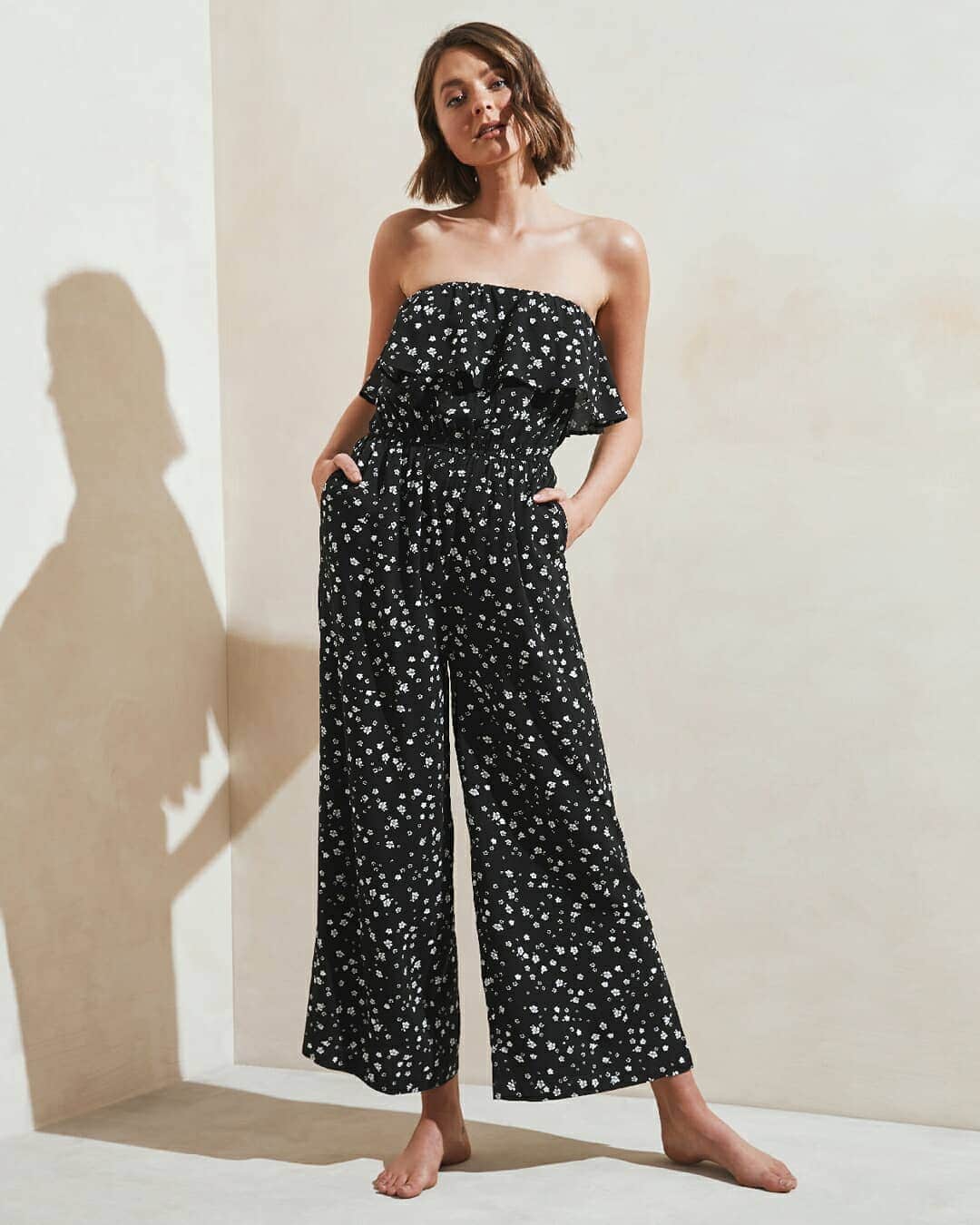 Target Australiaさんのインスタグラム写真 - (Target AustraliaInstagram)「Frills, florals and the sun on your shoulders in our new Lily Loves jumpsuit  🎯♥️ #targetaus #targetauswomen」10月13日 18時10分 - targetaus