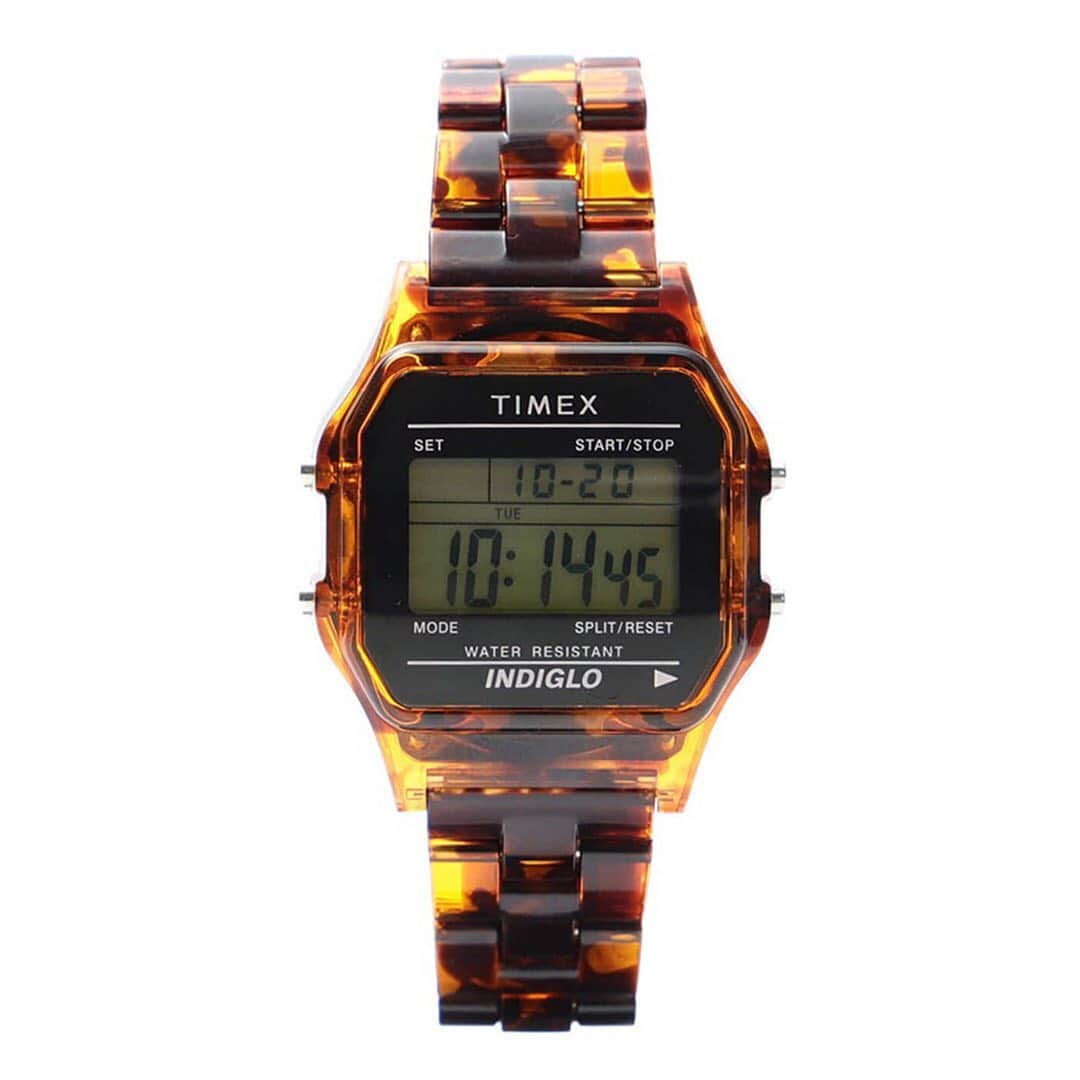 HYPEBEASTさんのインスタグラム写真 - (HYPEBEASTInstagram)「@hypebeaststyle: @beams_official has teamed up with @timex for a sleek collection of tortoiseshell watches. The collaboration includes riffs on the classic three-needle Timex Camper and the Timex Classics Digital, available with a black watch face through BEAMS and a white colorway through BEAMS BOY. Both models offer 3 ATM water resistance, with 10mm case thickness and 16mm lug width. The digital watch also includes the Timex Indiglo night light. The tortoiseshell bracelet on each model has slightly different coloring, making every watch a one-of-a-kind statement piece. Reserve one now via BEAMS for approximately $141 USD.⁠⠀ Photo: BEAMS」10月14日 4時05分 - hypebeast