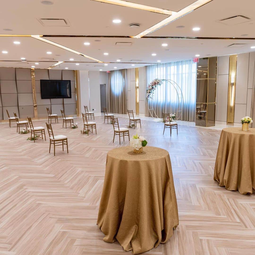 The Venetian Las Vegasさんのインスタグラム写真 - (The Venetian Las VegasInstagram)「We are excited to announce the opening of our newest unique meeting space, The Stella Studio. Offering over 8,000 square feet, this highly configurable venue is perfect for small to midsized groups. #vegas #meetings #groups #planetimex」10月14日 4時23分 - venetianvegas