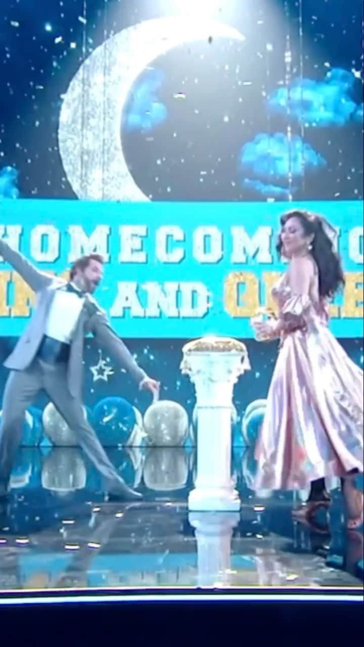 A.J.のインスタグラム：「Thank you all from the bottom of my heart for voting for #TeamPrettyMessedUp last night!!! I feel like #80sNight was a success!! The waltz was a tough dance for me. I was honestly nervous going into the performance last night, so seeing all of the love from you guys means the world. I learned so much this week, and it’s all thanks to my amazing partner. We make a great team, you and I, @cherylburke. Thank you for pushing me to get better and better each week. Now I’m going to go work on my magical “F” word….my FRAME!!! Thanks again you guys. Watch our full performance by following the link in my stories!!! #DWTS @dancingabc」