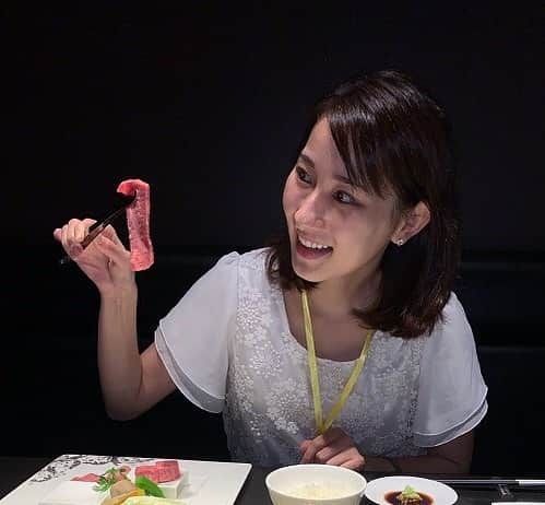 女子アナ47のインスタグラム：「こんにちは！ 仙台市出身の宍戸真詩美です。みなさんは仙台牛を食べたことはありますか？仙台牛が基準が厳しいブランド牛です。また、おうちで食べよう仙台牛キャンペーンを宮城県で実施しています。 HPでお取り寄せもできますので是非ご覧ください。  詳しくはプロフィール欄にあるURLからご覧くださいね！  #女子アナ４７ #女子アナ発信プロジェクト #アナウンサー #フリーアナウンサー #女子アナ #地方創生 #アナウンサー #仙台牛　＃仙台 #宮城　＃女子アナ　＃女子アナ４７　＃地域　＃女子アナ発信プロジェクト　”地域活性化　＃地方創生　＃４７都道府県　＃ブログ」