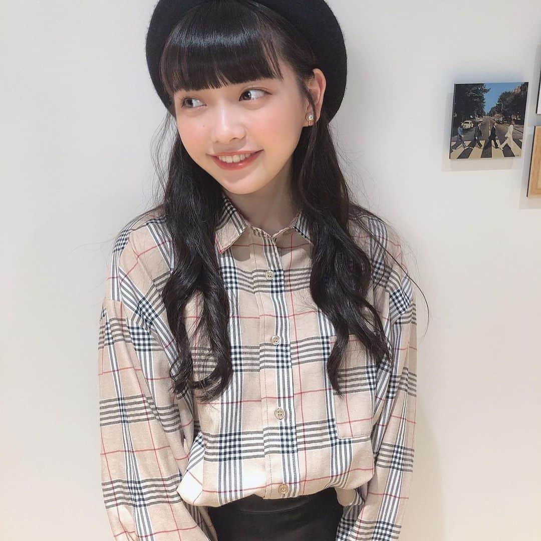 籾山ひめりさんのインスタグラム写真 - (籾山ひめりInstagram)「秋服のカラーっていいよね💭 ・ ・ #秋服コーデ  #秋服 #ベレー帽  #ひめりの私服はこれだ」10月13日 21時02分 - momichan_hime