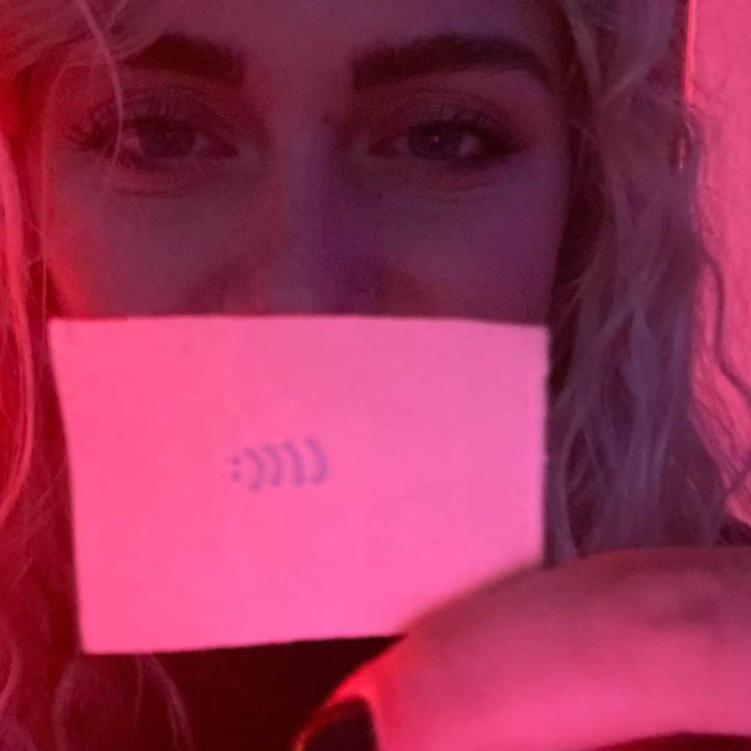 Sofia Viscardiのインスタグラム：「all’occorrenza」