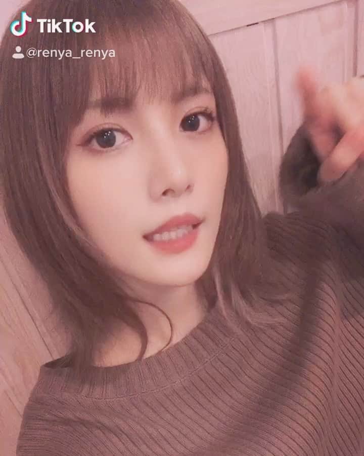 美沙玲奈のインスタグラム：「#tiktok  #きゅん #からの #ぎゃきゅん 💋」