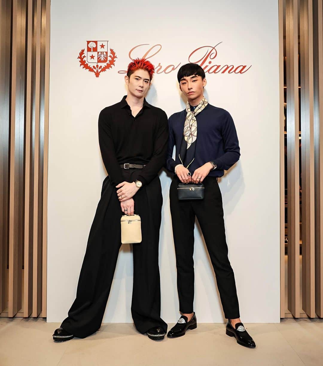 Noah（ノア）のインスタグラム：「Very rare, very fine and ever luxurious. It defines your elegance  新しくオープンした東京・銀座のロロ・ピアーナの旗艦店で開催される デジタル・アート・インスタレーション『An Odyssey of Touch』 ロロ・ピアーナの極上の手触りを表現したエキシビジョンが10月16日(金)から25日(日)までやってるので遊びに行ってみてください😉  #TaikiNoah#loropianaginza #LoroPianaGinza #Weirdcore #RyuichiSakamoto#Anodysseyoftouch」
