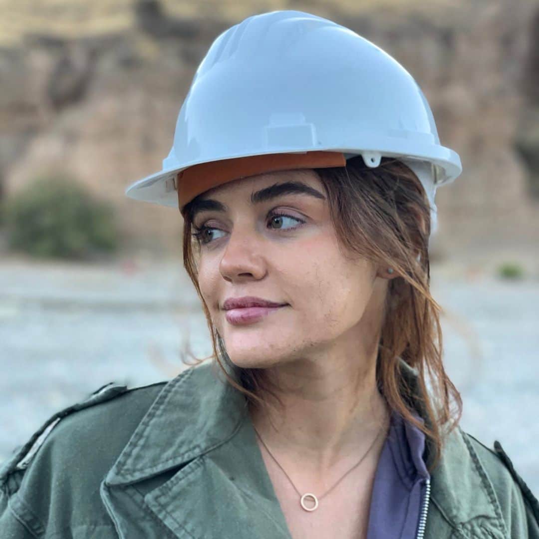 ルーシー・ヘイルのインスタグラム：「hard headed 👷🏻‍♀️ / 📷: gregboy @greglauritano」