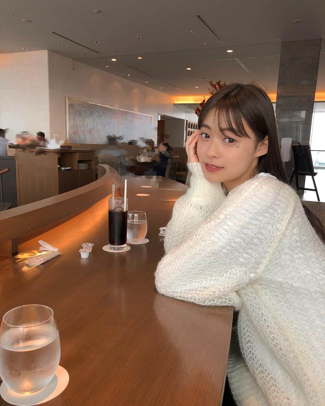 のインスタグラム：「・﻿ ﻿ ﻿ モンブランってビジュアルから﻿ 優勝してるよね、、、🥺💗﻿ ﻿ このトップスへの質問がとっても多かったので﻿ 全身コーデでちゃんと投稿します〜！﻿ ﻿ ﻿ それと、おすすめの秋スイーツのお店があれば﻿ ぜひ教えてください🤲🏻﻿ ﻿ ﻿」