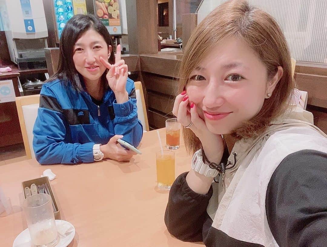 宮川杏奈さんのインスタグラム写真 - (宮川杏奈Instagram)「隙間時間におねたまとお茶☕️💕 今週末は一緒🙆🏽‍♀️✨ . 会えるとやっぱり嬉しいよね‼️」10月13日 21時42分 - an1221na