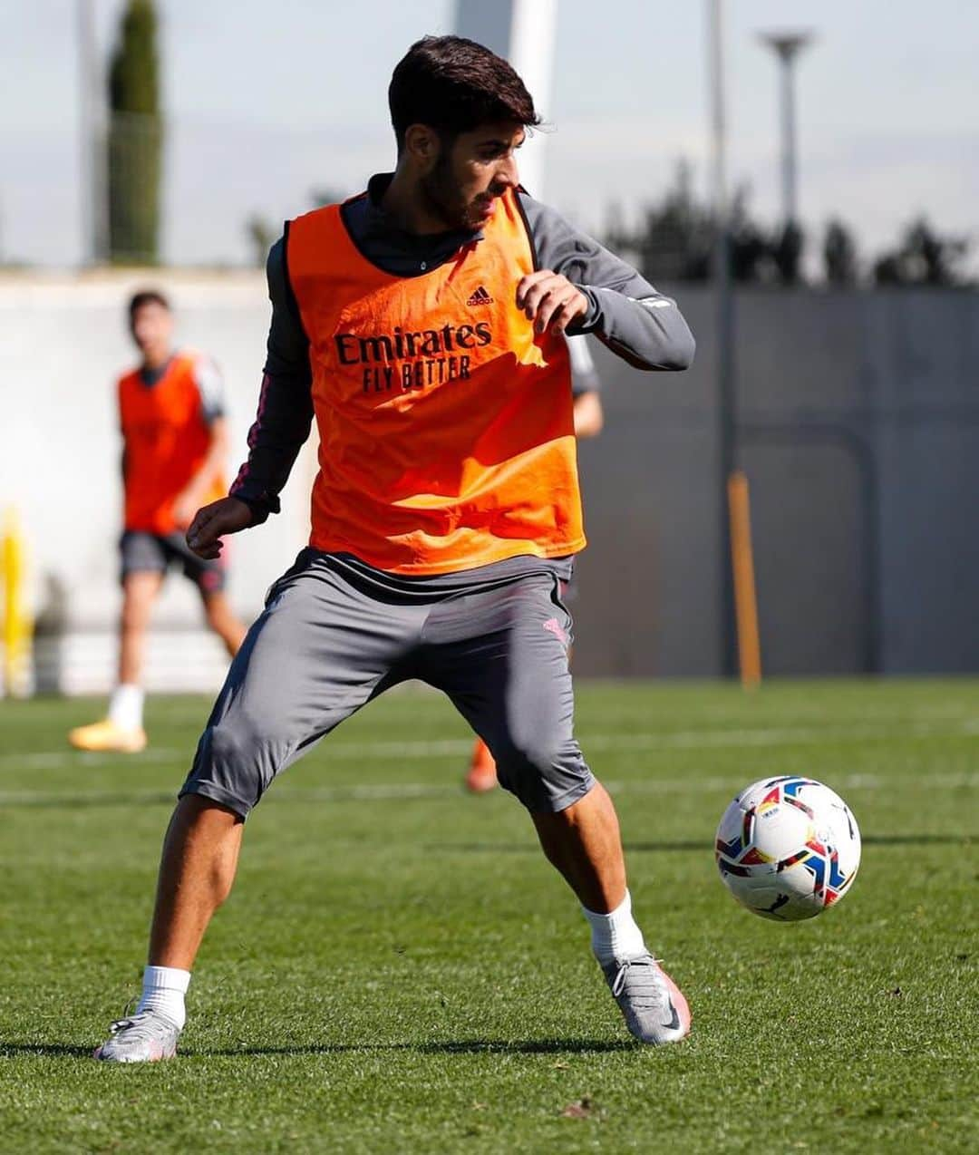 マルコ・アセンシオさんのインスタグラム写真 - (マルコ・アセンシオInstagram)「💪🏽💪🏽⚽️⚽️⚒ #MA11」10月13日 21時49分 - marcoasensio10