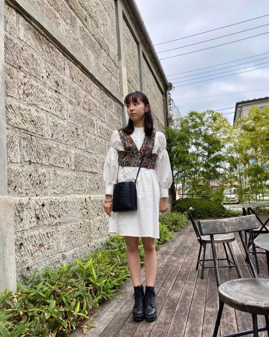 小高サラさんのインスタグラム写真 小高サラinstagram テストが終わったご褒美に 母とランチしました ラーマーヤナって世界史の単語が頭から離れない ビスチェ 白ワンピ 白ワンピース 外ハネ 秋コーデ 秋ファッション レトロガール ランチ 10月
