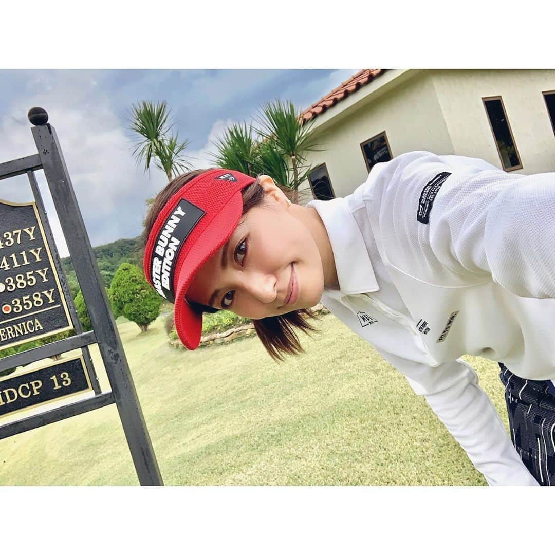 戸田れいさんのインスタグラム写真 - (戸田れいInstagram)「たまにはゴルフの事も載せてみるか🏌️‍♀️ ストーリーズにたくさん動画も載せたので消えちゃう前に観てね⛳️🏪 ・ #ゴルフ女子#masterbunny#masterbunny」10月13日 21時58分 - rei_toda