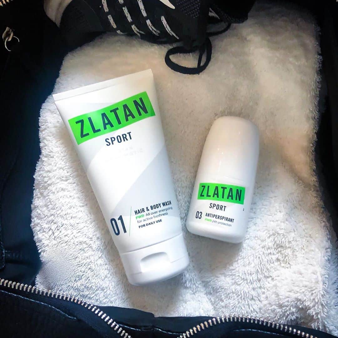 Zlatan Ibrahimović Parfumsのインスタグラム：「Sportbag packed ✔️ The Hair & Body Wash + Antiperspirant Deoroll are the perfect products to bring to your workout. Choose among the three ZLATAN SPORT fragrance series. Everyone with a sporty fresh scent making you perform on top!   #zlatansport」