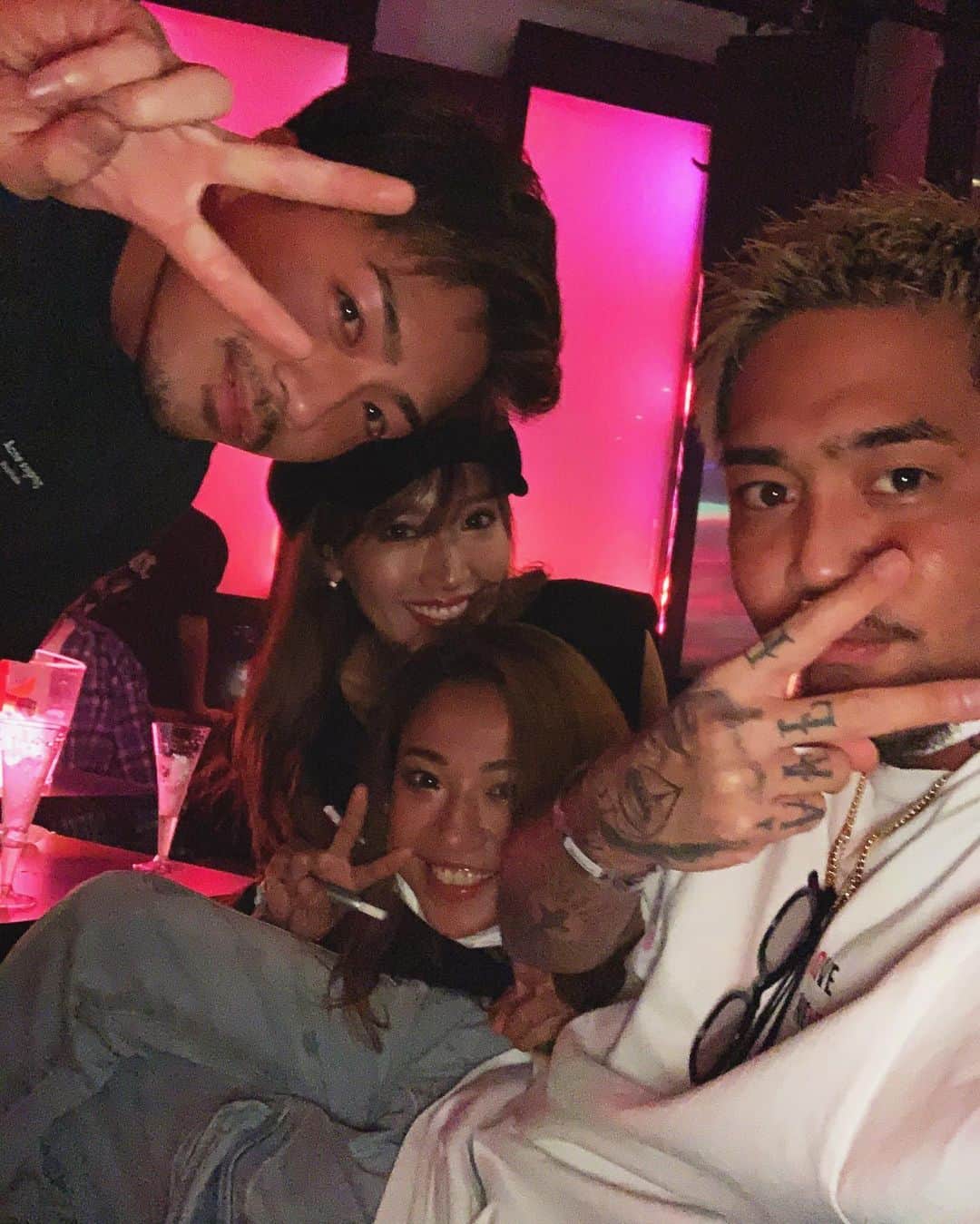 田代新のインスタグラム：「✌🏽」