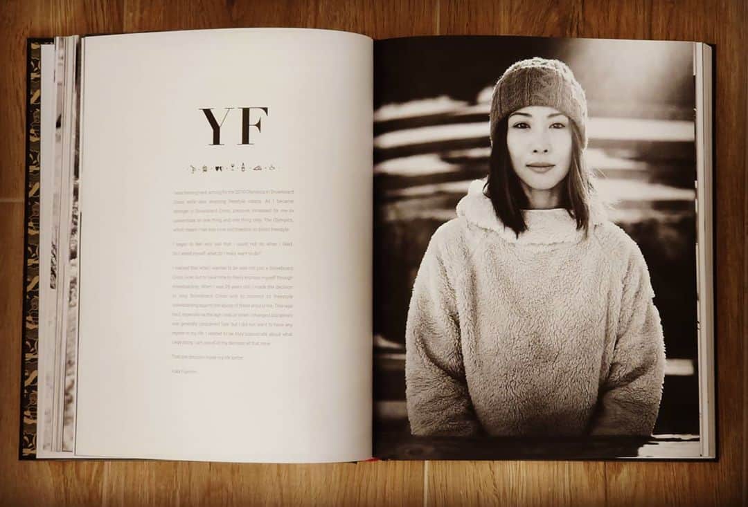 藤森由香さんのインスタグラム写真 - (藤森由香Instagram)「I'm so honoured to be in @jerometanon's project "HEROES" a beautiful book of girls snowboarding 🙌  You can get this book online from @snowboardermag (North America only)  For Europe and the rest of the world get it at @bluetomato online shop.   Thank you Jerome so much 🤍🤍🤍  @jerometanon　の２年に及ぶガールズスノーボードのプロジェクト"HEROES"に載せて頂きました。本日から購入が可能になり、 北アメリカからは@snowboardermag ,ヨーロッパ、その他の国からは　@bluetomato のオンラインから購入出来ます。 素敵な作品を皆さんにみてもらえると嬉しいです  💎💄👠👑🧸🎀🥂🍦🥨🍟🌵💓💫🐝🍭」10月13日 22時54分 - yukafujiforest