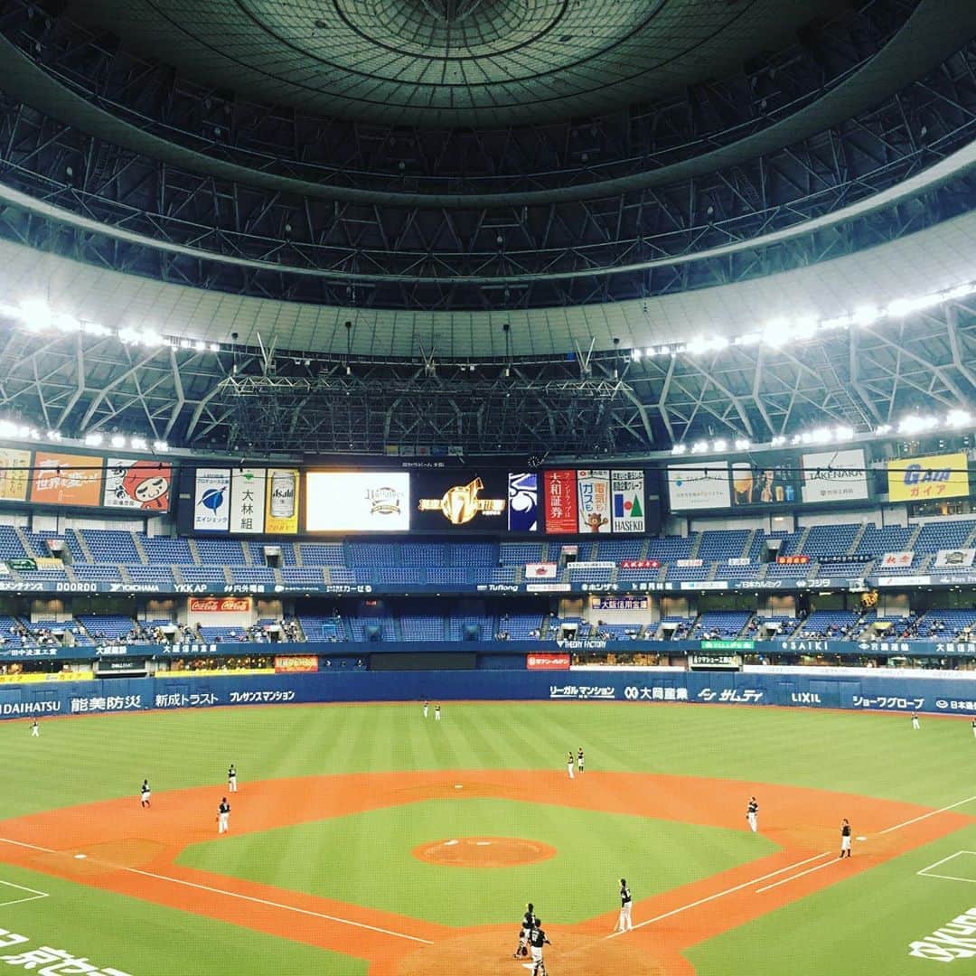 宮田麺児のインスタグラム：「山本由伸をみに行きました。  #山本由伸  #オリックス #オリックスバファローズ #バッファローズと小さいッいれたらオリックスファンめちゃくちゃキレる」