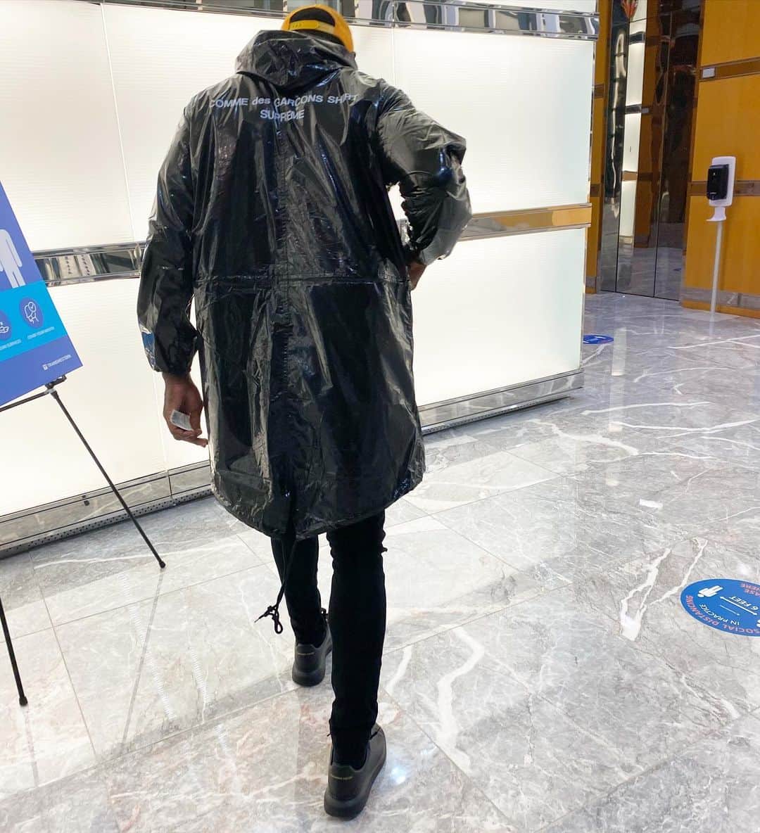 ラクォン・トレッドウェルのインスタグラム：「If I had eyes in the back of my head I still wouldn’t go back.」