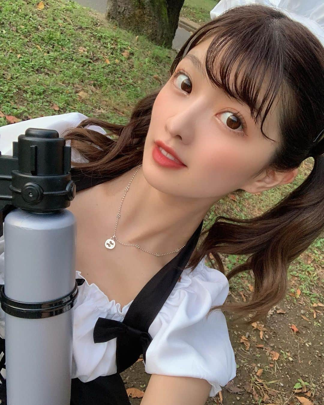 中山星香さんのインスタグラム写真 - (中山星香Instagram)「うらきすが荒野行動の公式のサポーターに🥺🥺🥺ありがとうございます🎉#荒野行動 #荒野女子 #メイド服 #一撃必殺 #好きな武器はM4とMP5」10月13日 23時59分 - seika0705n