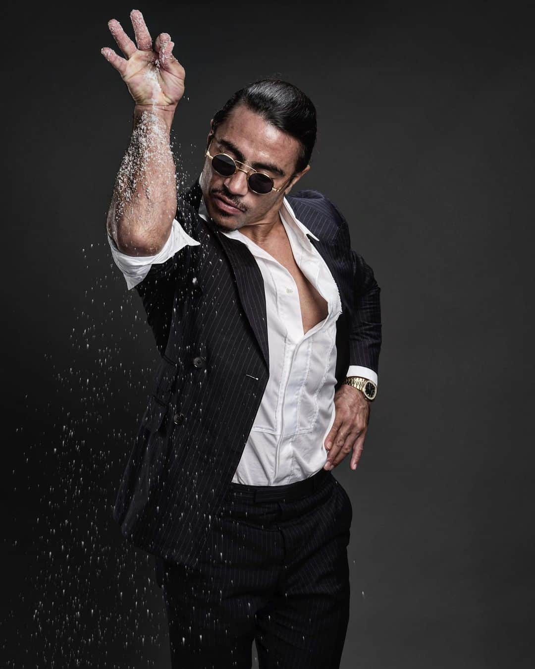 Saltbae（ヌスラット・ガネーシュ）さんのインスタグラム写真 - (Saltbae（ヌスラット・ガネーシュ）Instagram)「I had one dream which was to have my own restaurant at my own hotel thank god  one of my biggest dream coming true on Friday .See you at Nusret Maçka Palace   Bir hayalim vardı bir otelim olsun ve otelin altında kendi restorantım olsun  çok şükürler ikisinde oldu , cuma günü açıyoruz görüşmek üzere.#saltbae #salt#saltlife」10月14日 0時21分 - nusr_et