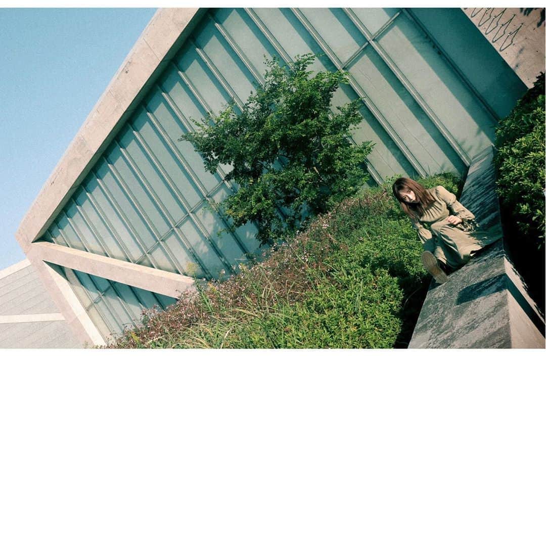 YUNA（芳森由奈）さんのインスタグラム写真 - (YUNA（芳森由奈）Instagram)「. 生　駄　踏 .  #film #filmcamera #olympuspen #olympuspenft」10月14日 0時40分 - yoshimoriyuna
