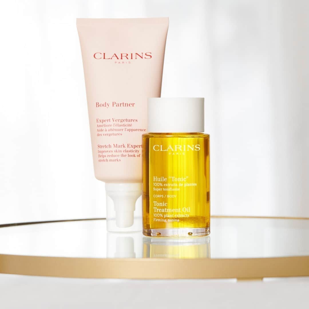ClarinsUKさんのインスタグラム写真 - (ClarinsUKInstagram)「Join us LIVE at 5pm this #WellnessWednesday for our latest series with @Clarins_Rebecca focusing on wellness and self-love during pregnancy!  In this session, we will be exploring skin care before and after pregnancy ❤️  Share with any expectant or new mums that you know who might benefit from this video! ✨」10月14日 1時02分 - clarinsuk